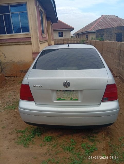 VW JETTA CAR