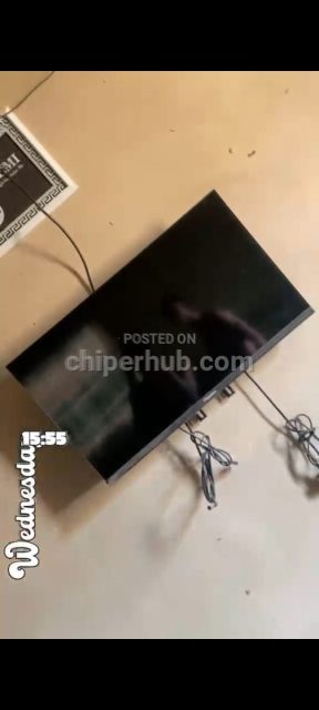 24 inches Hisense TV