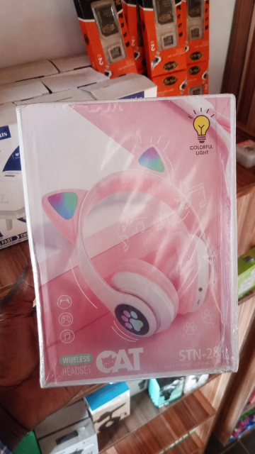 Cute Cat Ear Wireless Headset with Colorful LED Lights