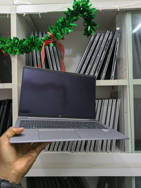 Hp Zbook Firefly 15 G7